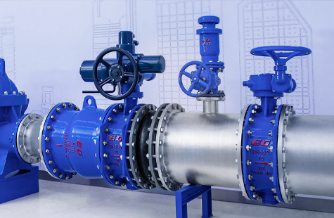 在工作正常的压力下，球体泄露是什么原因造成的？